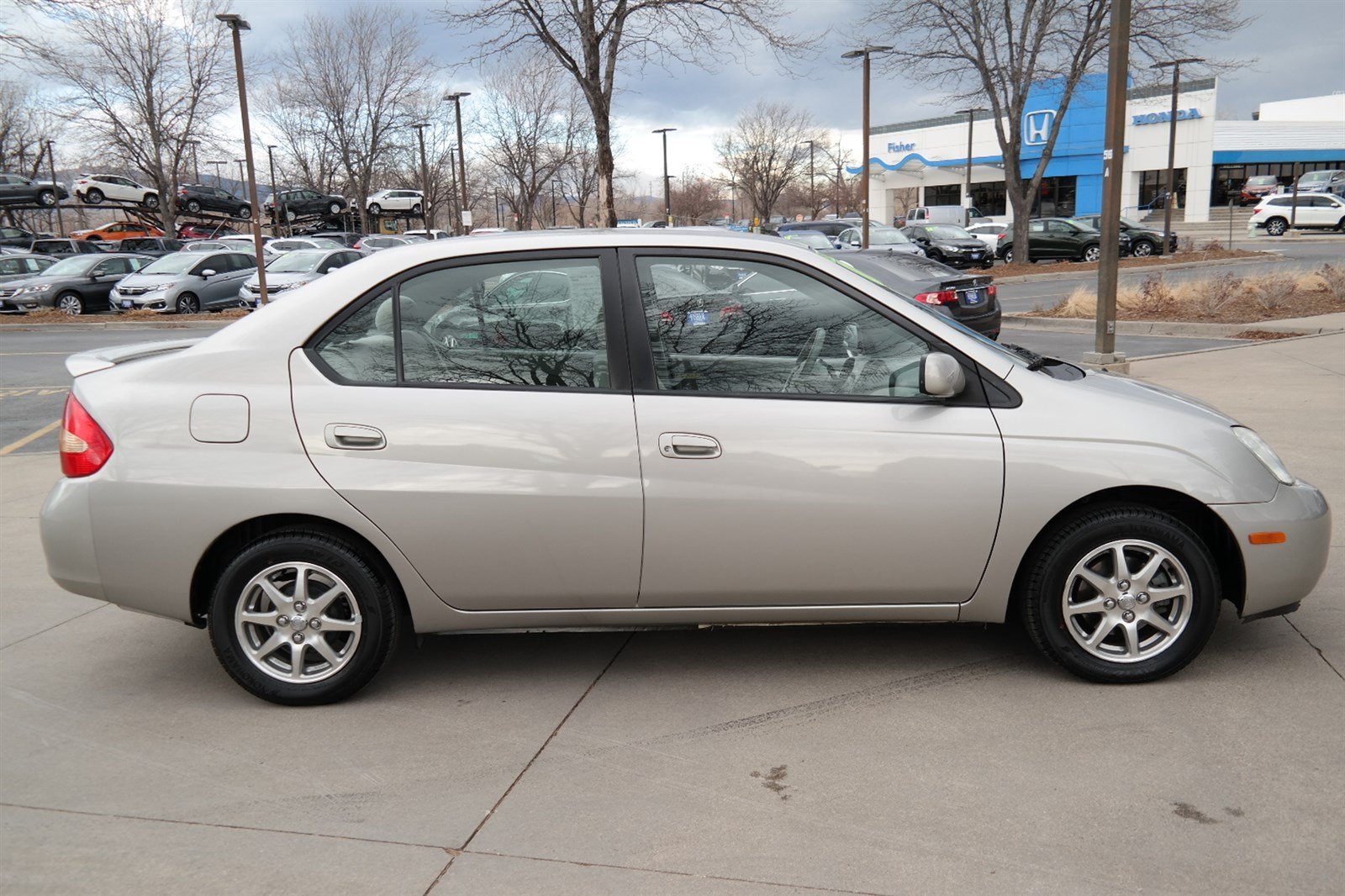 PreOwned 2002 Toyota Prius 4dr Sdn 4dr Car in Boulder